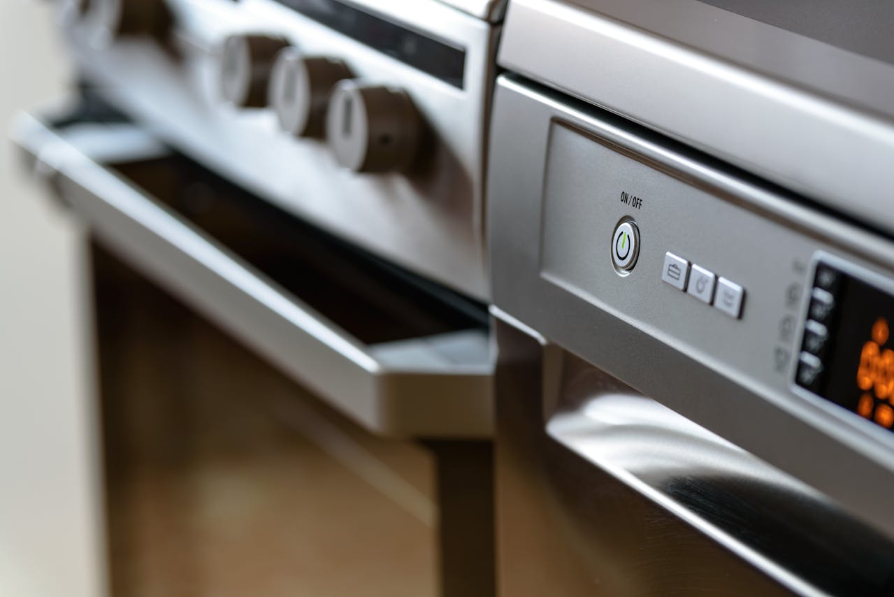 Abrams-Realty-appliance-oven